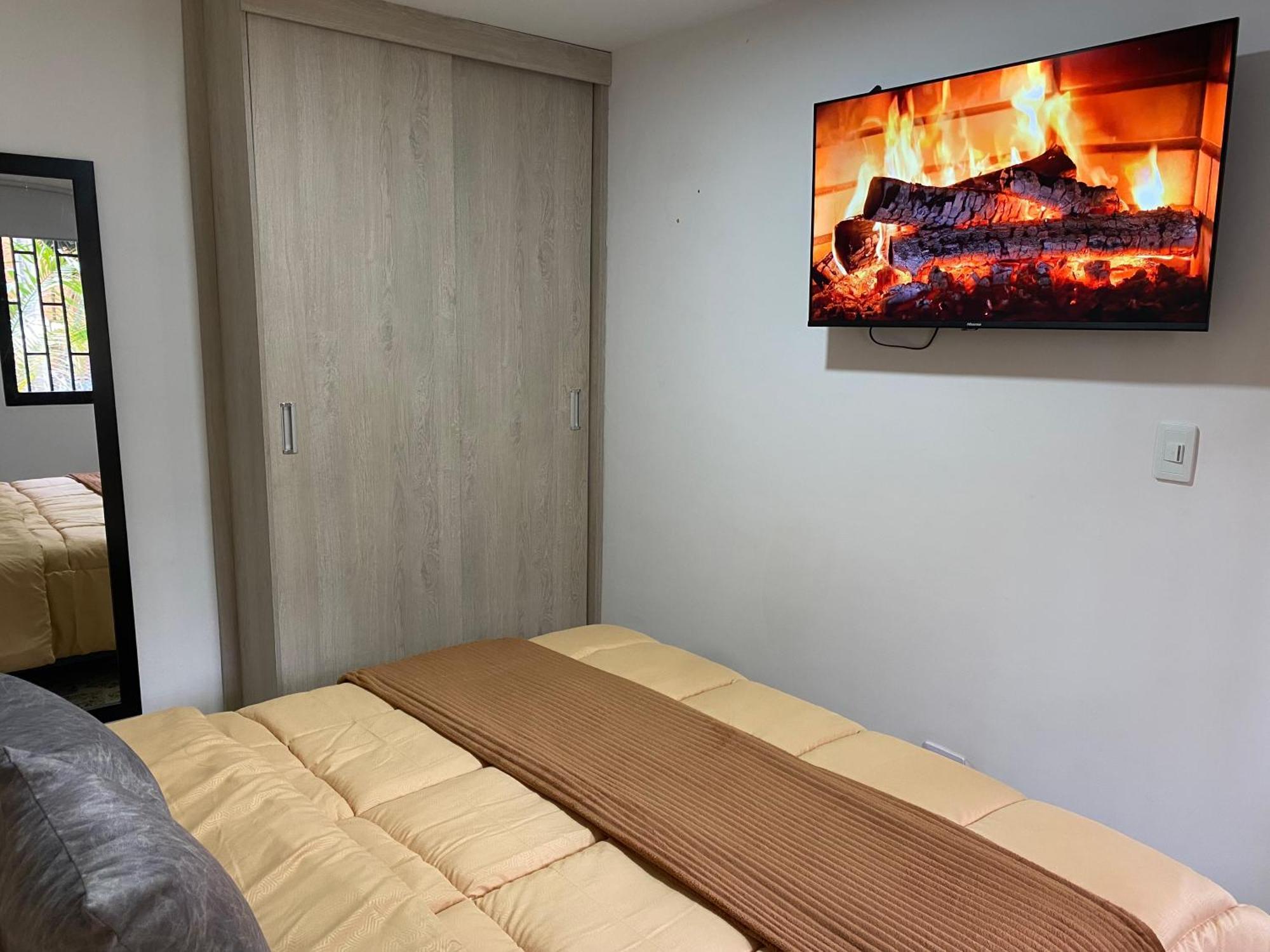Apartamento Encantador Loft Central En - Rosales Medellín